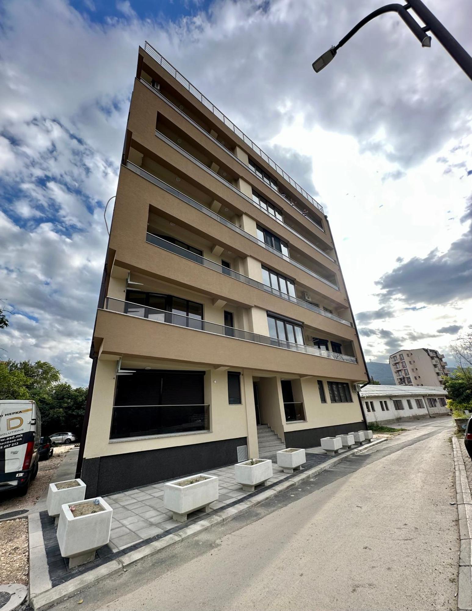 Riverside Downtown Apartments Skopje Bagian luar foto